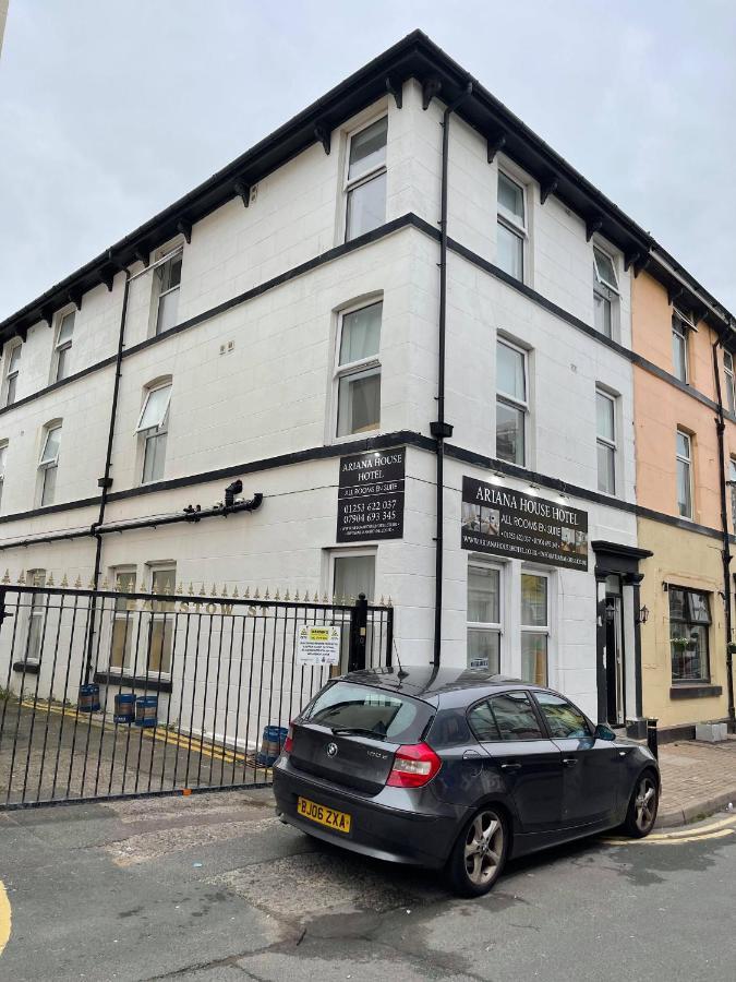 Ariana House Hotel-Families And Couples Only Blackpool Bagian luar foto