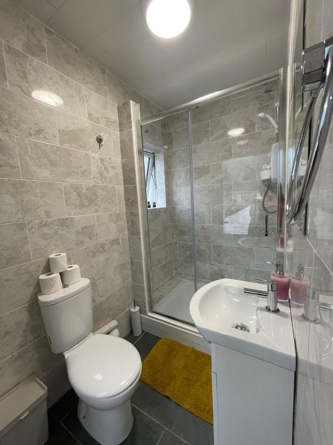 Ariana House Hotel-Families And Couples Only Blackpool Bagian luar foto