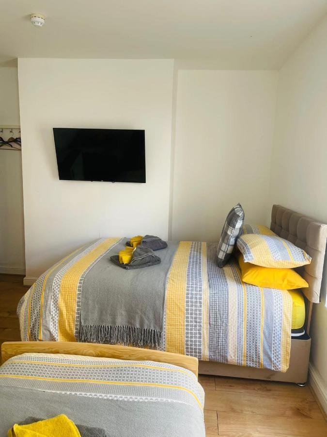 Ariana House Hotel-Families And Couples Only Blackpool Bagian luar foto