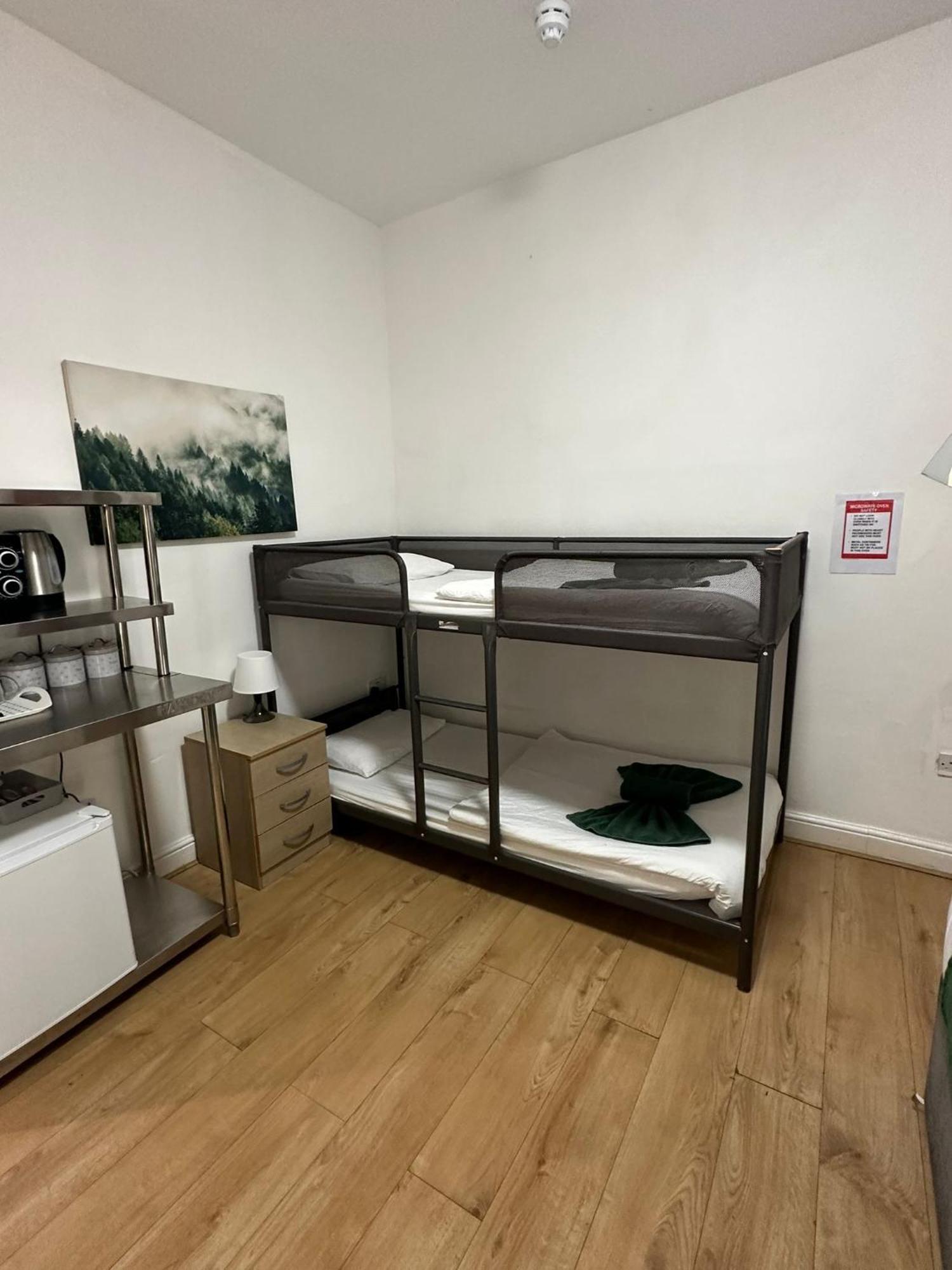Ariana House Hotel-Families And Couples Only Blackpool Bagian luar foto